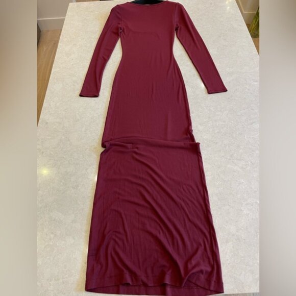 Skims Soft Lounge Long Sleeve Dress Ribbed in Wine Size M - Picture 2 of 14